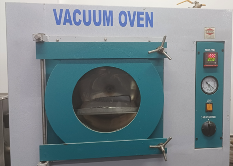 Vacuum Oven